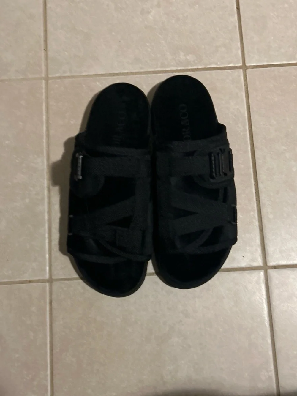 Black Slide Sandals with Adjustable Straps - Unbranded